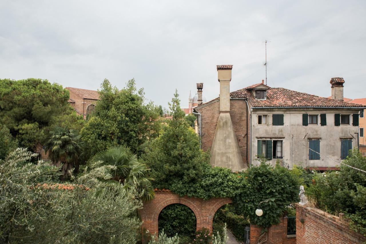 Ferienwohnung Venetian Mood: Secret Garden Exterior foto